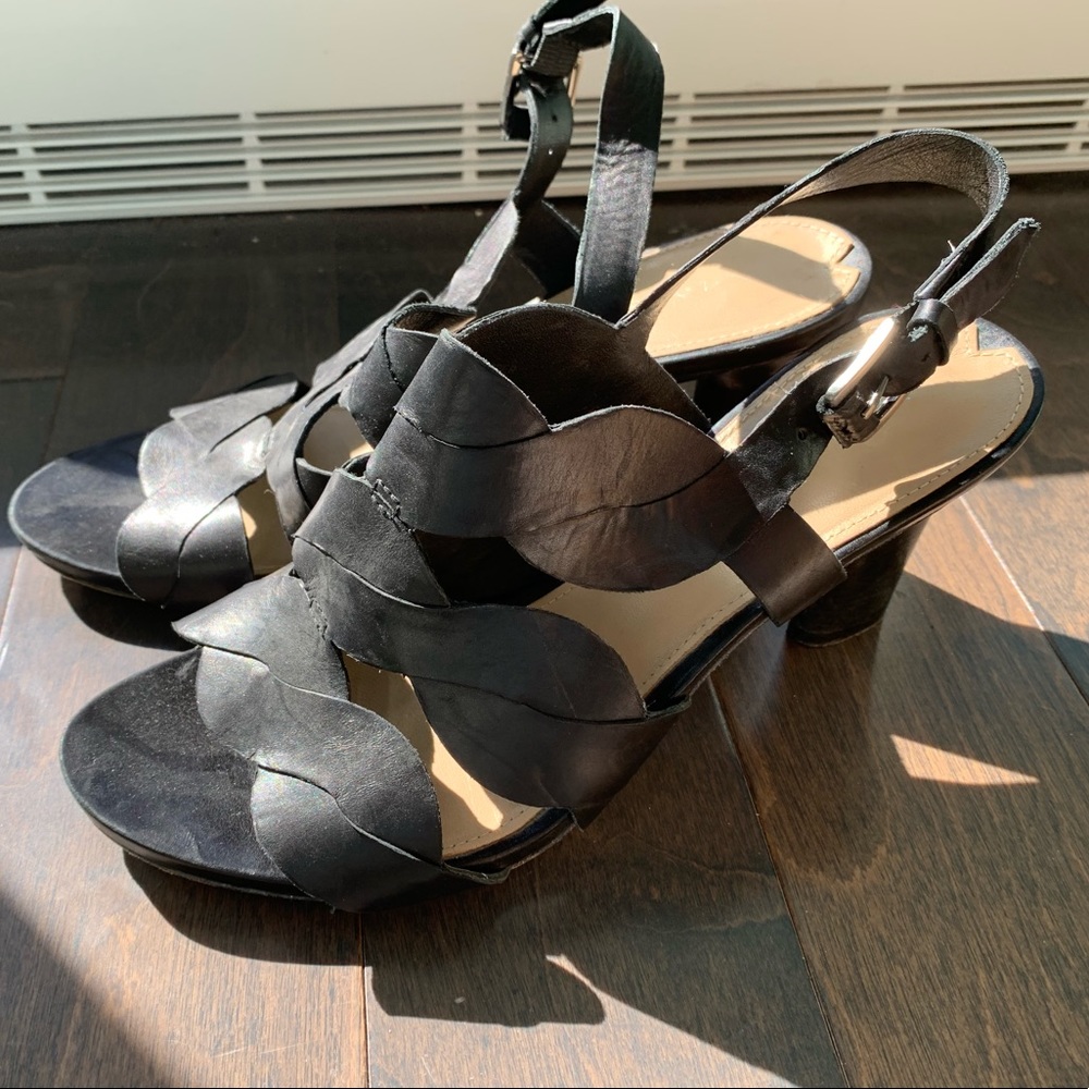 Black sandal